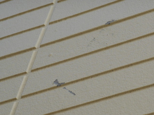 横浜市南区のお客様塗装前損傷箇所確認4箇所目