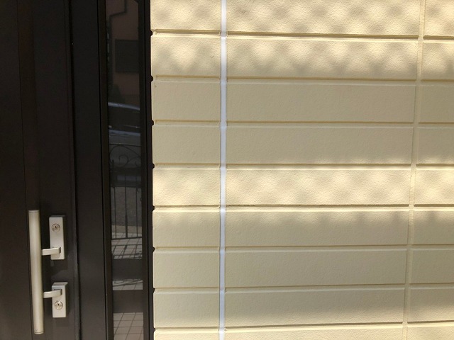 横浜市南区のお客様外壁塗装のシーリング施工完了
